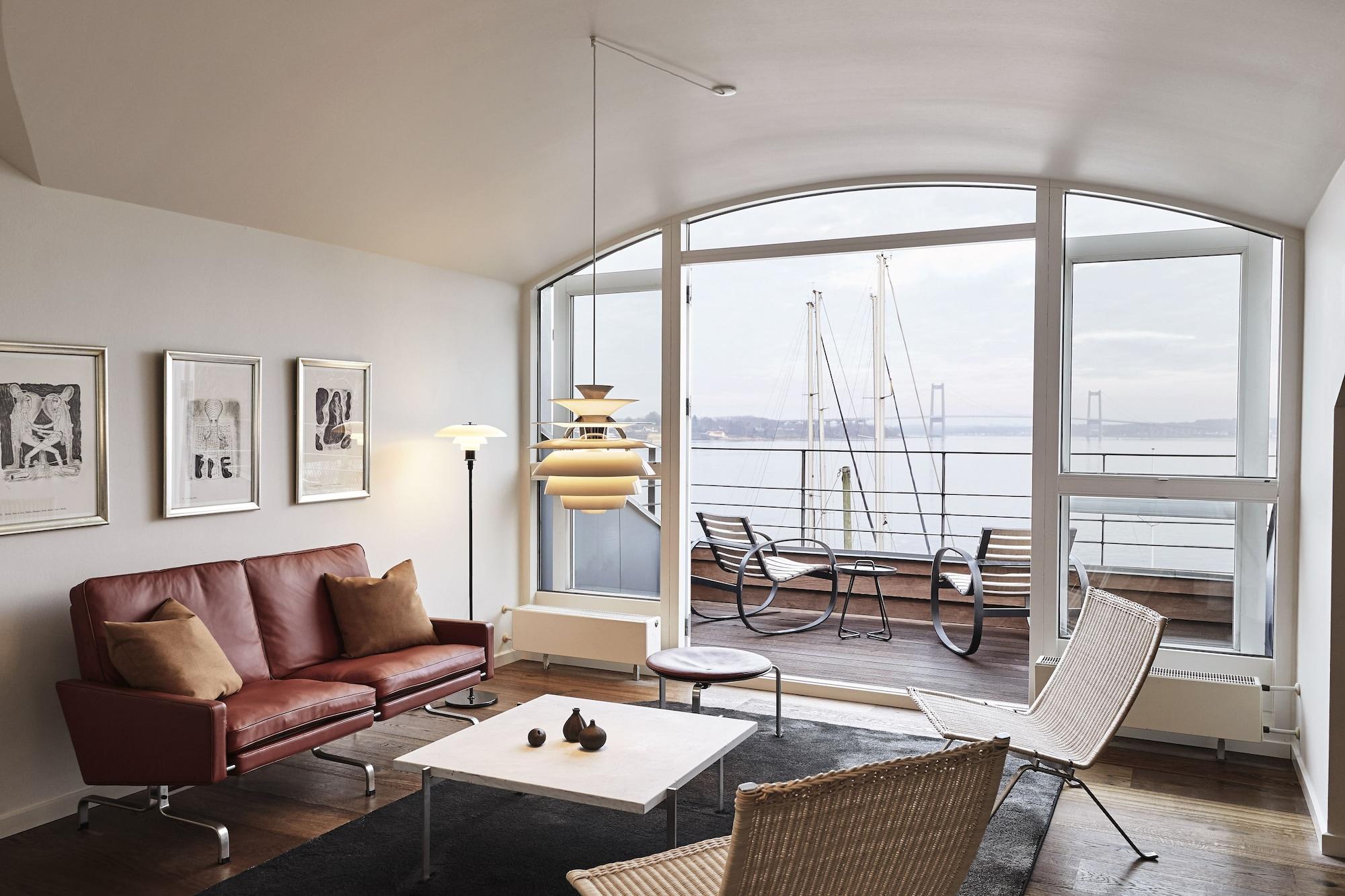 Comwell Kongebrogaarden Hotel Middelfart Exterior foto