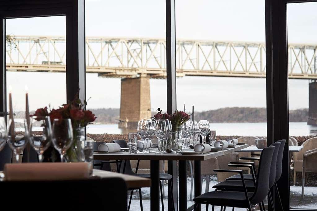 Comwell Kongebrogaarden Hotel Middelfart Restaurant foto