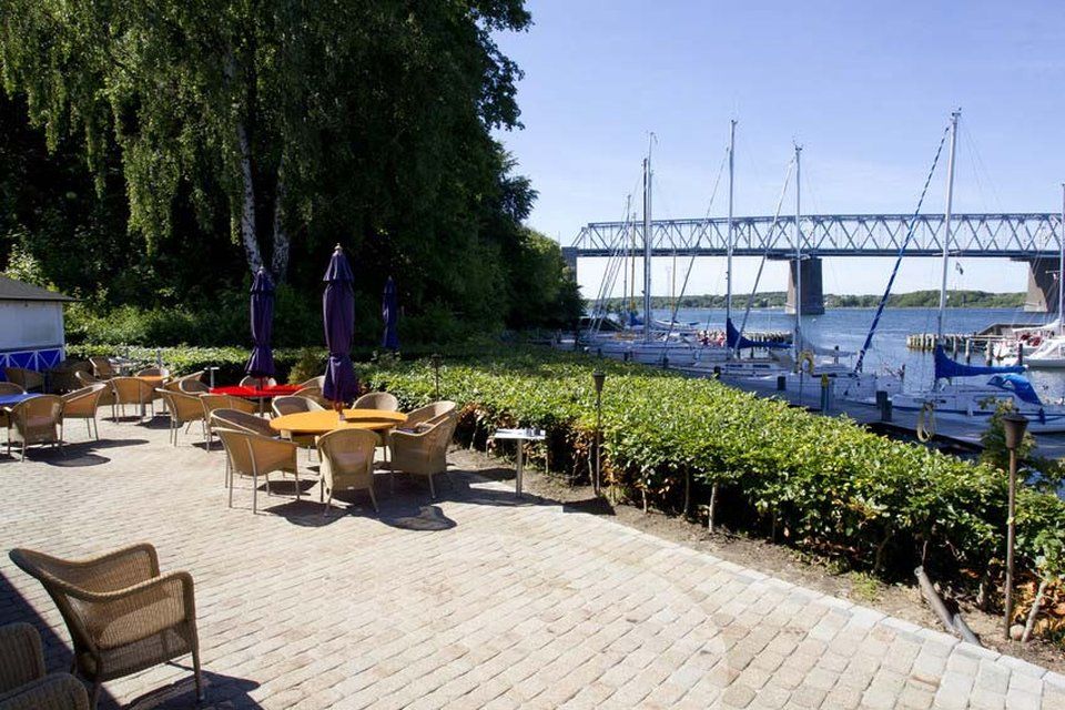 Comwell Kongebrogaarden Hotel Middelfart Exterior foto